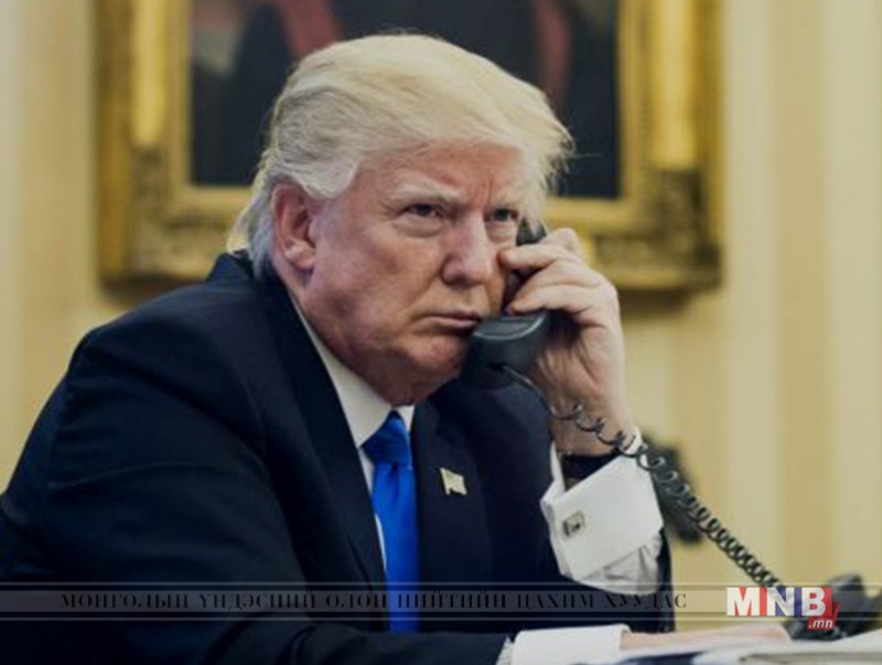 Дональд Трамп Сингапур улсын Ерөнхий сайдтай утсаар ярьжээ