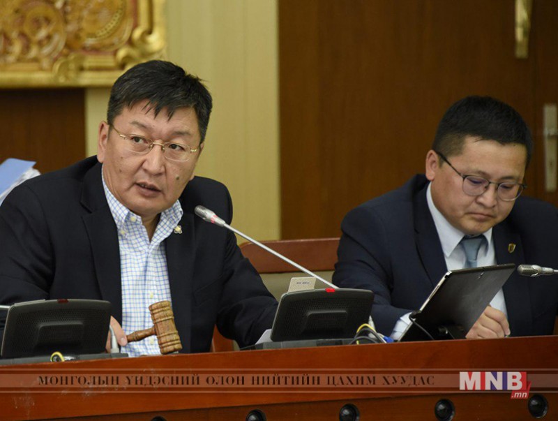 Ажлын хэсгийнхний санал зөрөлдсөн тул хуулийн төслийн анхны хэлэлцүүлгийг хойшлуулав