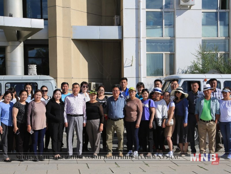 Өмнөговь аймагт төрийн үйлчилгээний хөдөлгөөнт баг ажиллаж эхэллээ