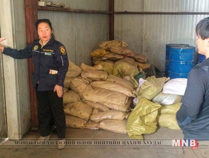 Зөвшөөрөлгүй ажилласан масло нэрэн дахин тос масло үйлдвэрлэж байсныг илрүүллээ
