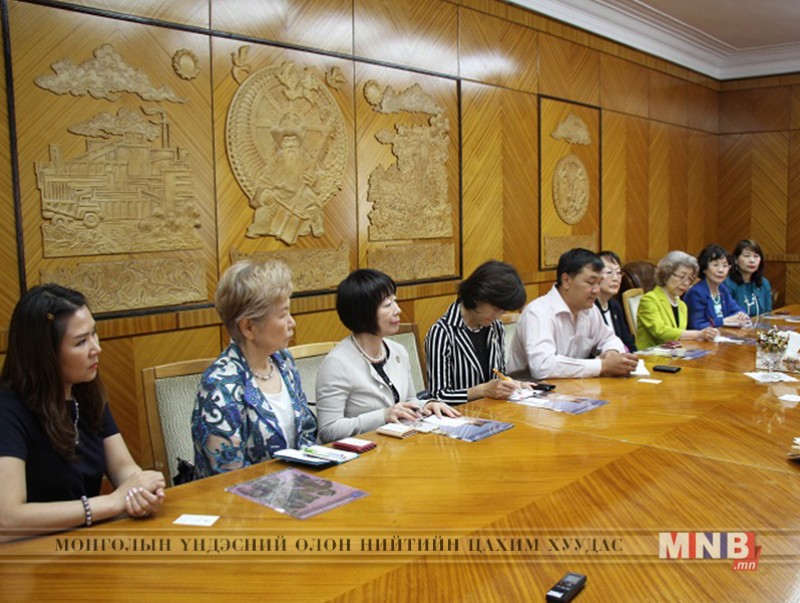 Японы Кансай мужийн Сороптимист холбооны төлөөлөгчдийг хүлээн авч уулзлаа