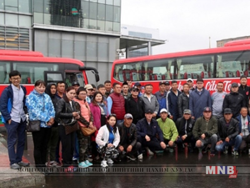 Нийслэлийн онцгой байдлын албан хаагчид “Ulaanbaatar city tour” автобусаар аялав