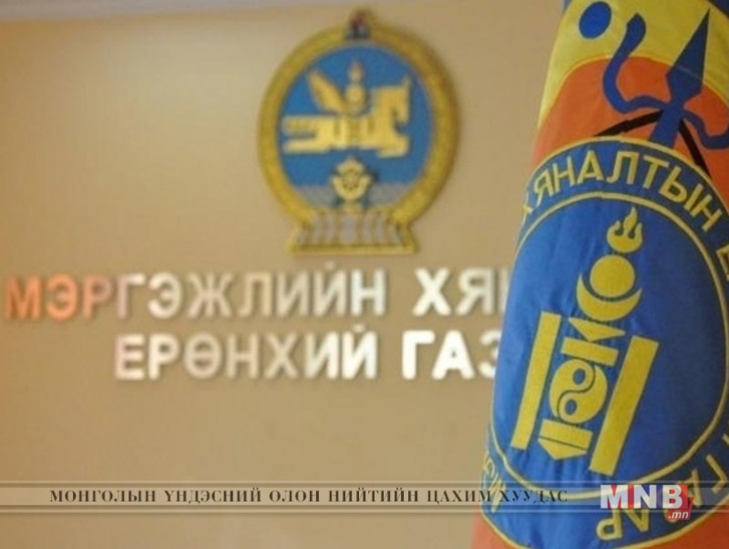Ч.Энх-Амгалан: Хуванцар саванд халуун хоол хүнс хадгалахыг хориглодог