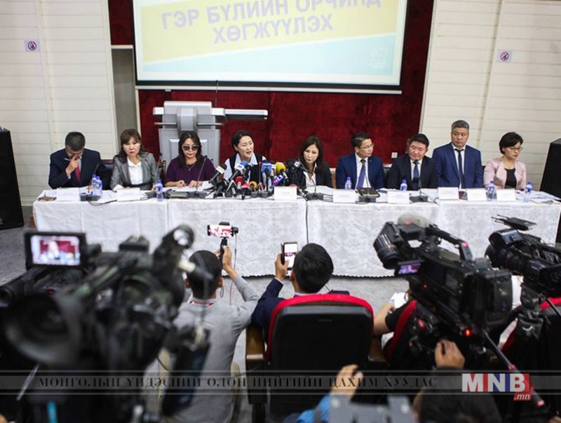 Ц.Цогзолмаа: Оюутны сургалтын төлбөрийг нэмэх, сургуулийн багш халах эрх мэдэл надад байхгүй