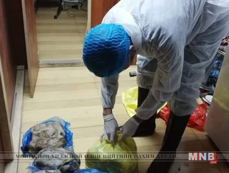 Долоон арьстай мах байсныг хураан авч холбогдох газарт өглөө