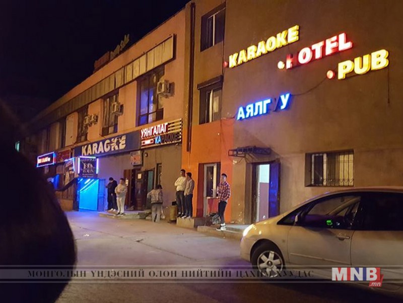 Нийтийн орон сууцны 1 дүгээр давхарт үйл ажиллагаа явуулж буй газруудад шалгалт хийж байна