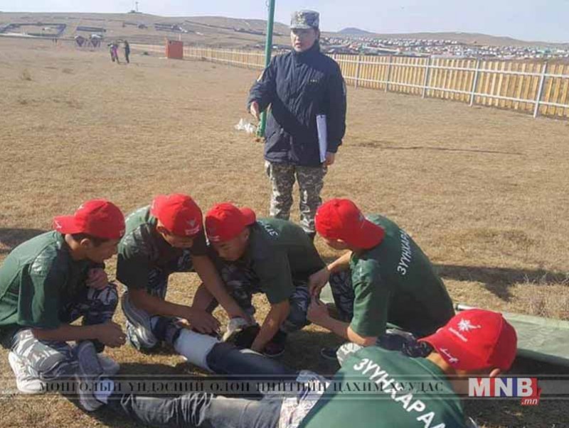 Хойд бүсийн шилдэг өсвөрийн аврагчаар “Сэрэмж” бүлэг тодорчээ