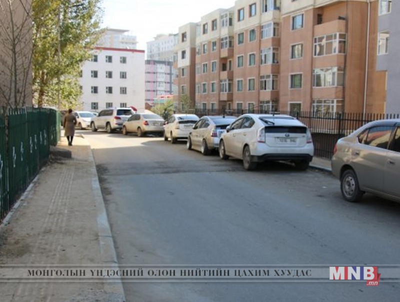 Орон сууц болон гэр хорооллын доторх авто замын ажлууд үргэлжилж байна