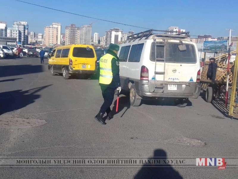 Микро, автобуснуудад шалгалт хийв