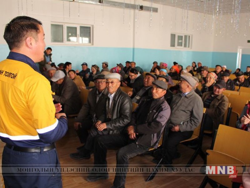 Баруун аймгуудад үнэт цаасны зах зээлийн нээлттэй өдөрлөг зохион байгууллаа