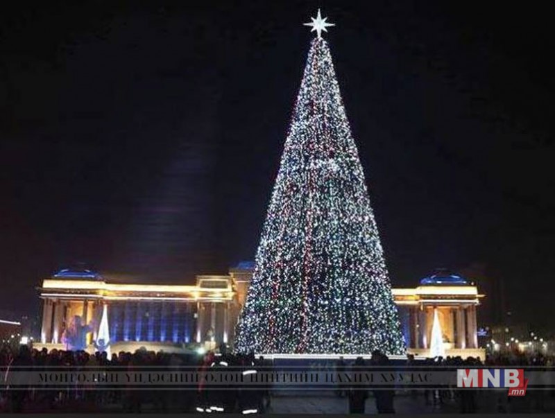 Төв талбайн сүлд модыг 12 дугаар сарын 14-ний өдөр асаана