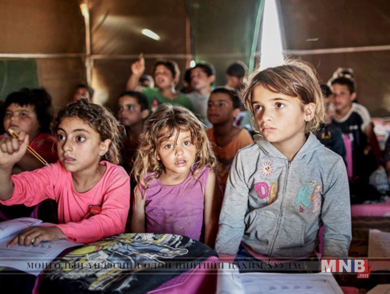 ЮНИСЕФ: Сирид 2 сая хүүхэд сургуульд хамрагдаж чадахгүй байна