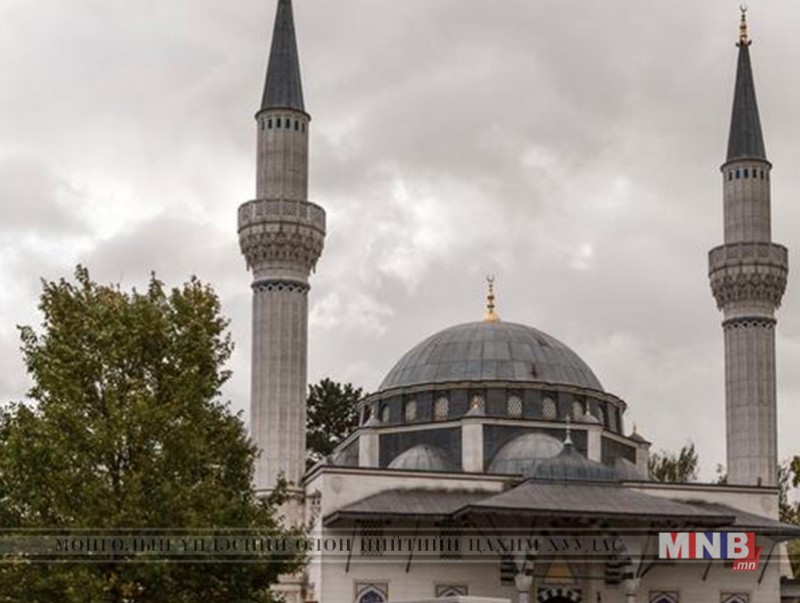 Герман улс лалын сүм хийдүүдээс татвар авахаар төлөвлөж байна
