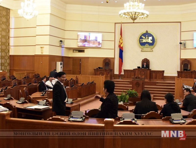 Монгол Улсын Их хурлаас Ерөнхий сайд У.Хүрэлсүхэд хүргүүлэх шаардлага