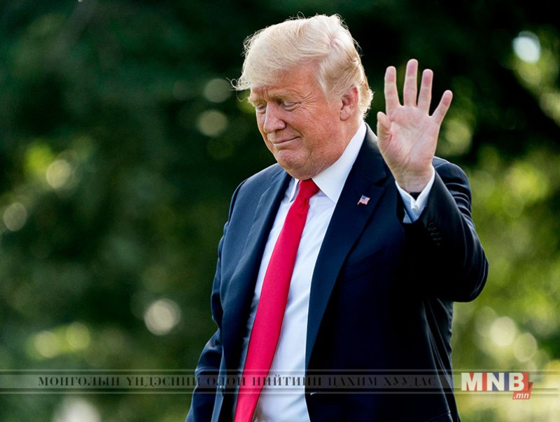 Ерөнхийлөгч Трамп засгийн газрын үйл ажиллагааг сар, жилээр зогсооход бэлэн байгаагаа илэрхийллээ