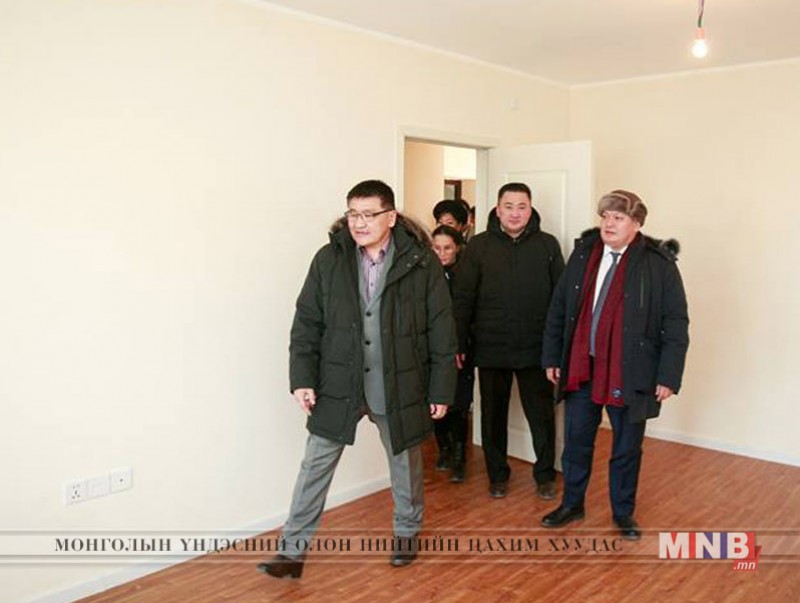 Газраа чөлөөлсөн 47 айл, өрх шинэ байрны түлхүүрээ гардан авлаа