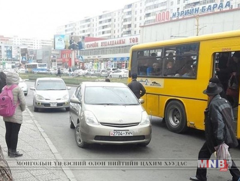 Автобусны буудалд машинаа байрлуулбал жолоодох эрх хасна