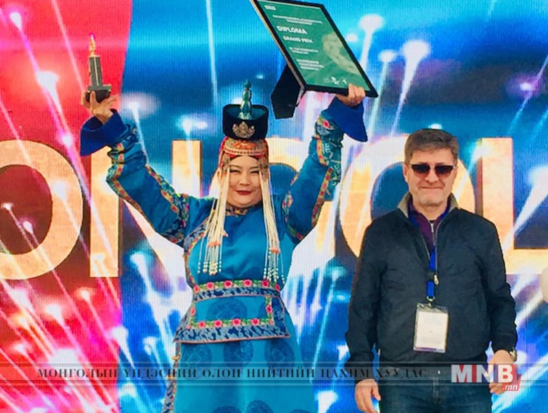 Гавьяат жүжигчин С.Цогтсайхан Саудын Араб Улсад болсон тэмцэээний гран при шагнал хүртжээ