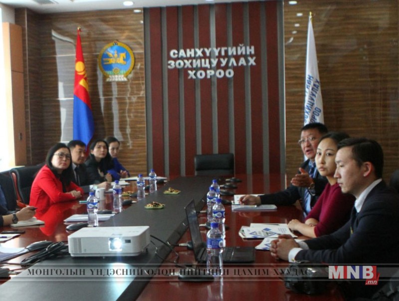 Хэрэглэгчдийн эрх ашгийг хамгаалахад ШӨХТГ-тай хамтарна
