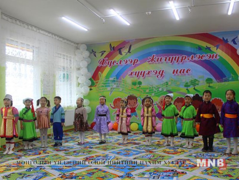 Баянзүрх дүүргийн 25 дугаар хорооны багачууд цэцэрлэгтэй боллоо