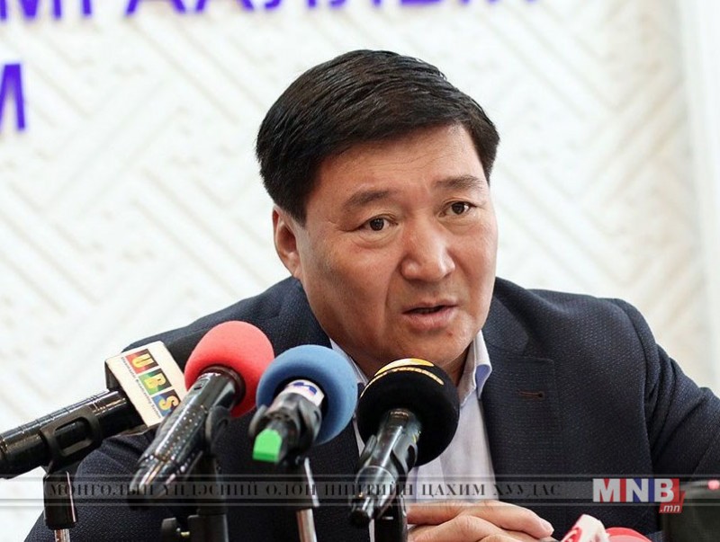 Хөдөлмөрийн тухай хуулийн шинэчилсэн найруулгын төслийн хэлэлцүүлэг болж байна