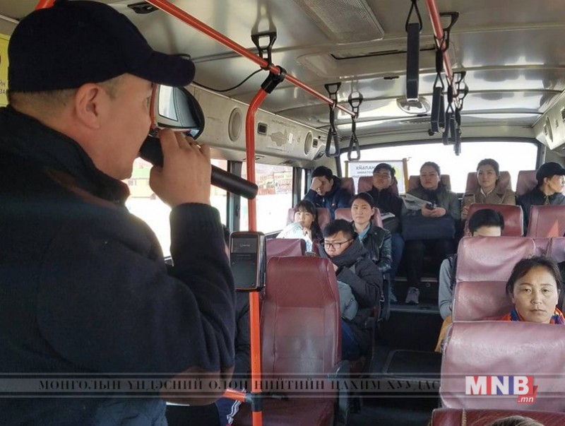 Засаг даргын явуулын өрөө нийтийн тээвэрт ажиллалаа