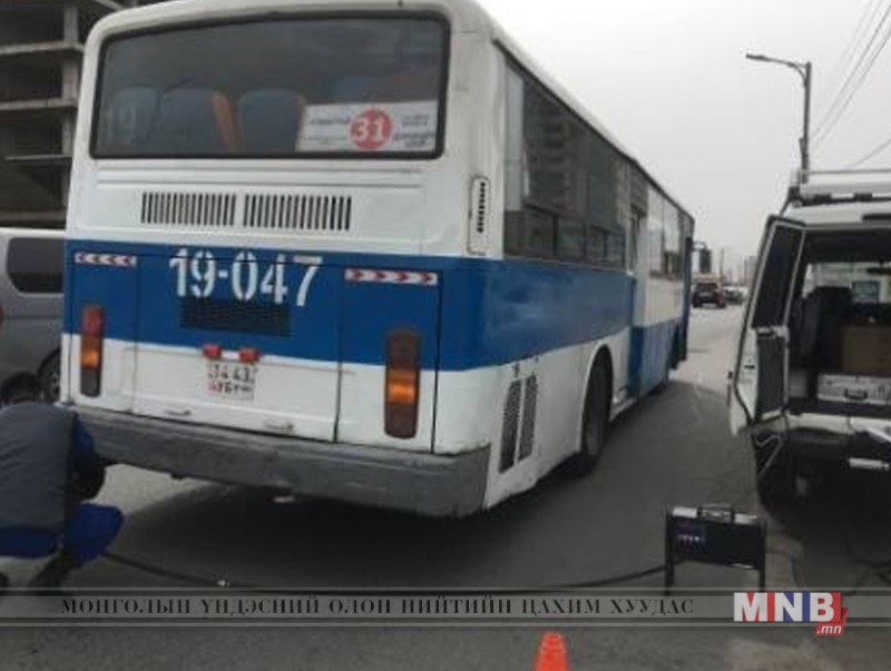 Автобусны утааны тортогжилтын хэмжээ стандартаас хэтэрсэн зөрчил илэрч үйлчилгээг түр зогсоолоо