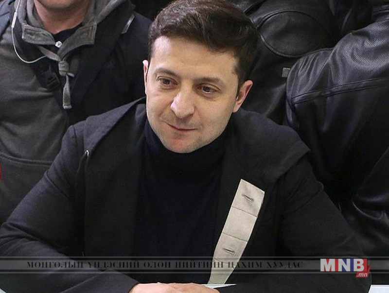 Владимир Зеленский: Зүүн Украины мөргөлдөөнийг "мэдээллийн дайн" хийж зогсооно