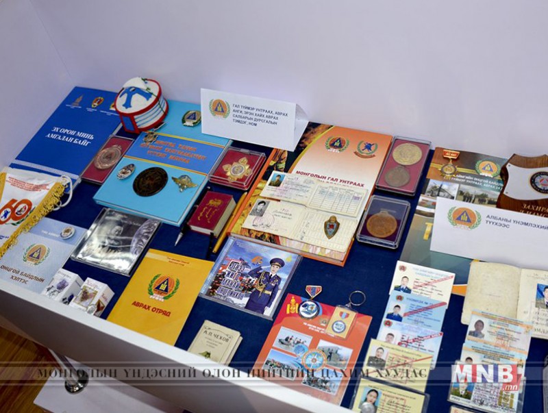 Төв аймгийн Онцгой байдлын газрын түүхэн замнал, онцлогийг илтгэсэн үзэсгэлэн дэлгэлээ