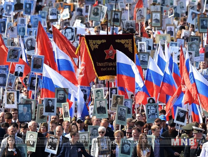 "Бессмертный полк" буюу Үхэшгүй мөнхийн хороо