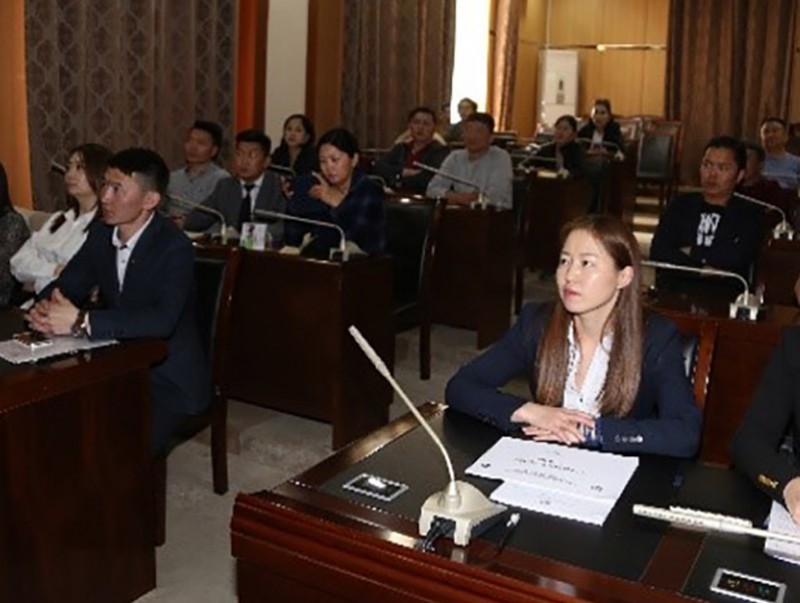Сүхбаатар дүүргийн авто үйлчилгээ эрхлэгчдийг сургалтад хамрууллаа