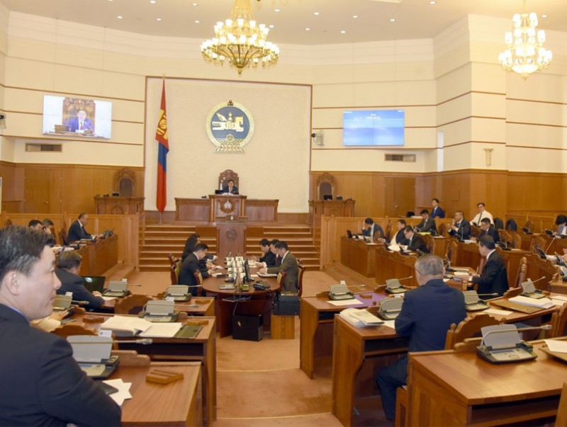 УИХ-ын чуулганы үдээс өмнөх хуралдаан завсарлав