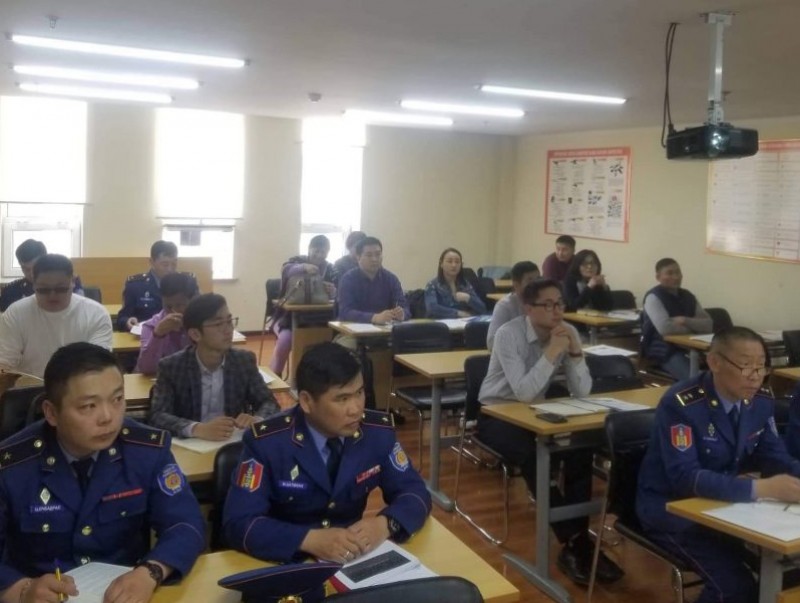 Үндэсний сургагч багш бэлтгэх сургалт эхэллээ