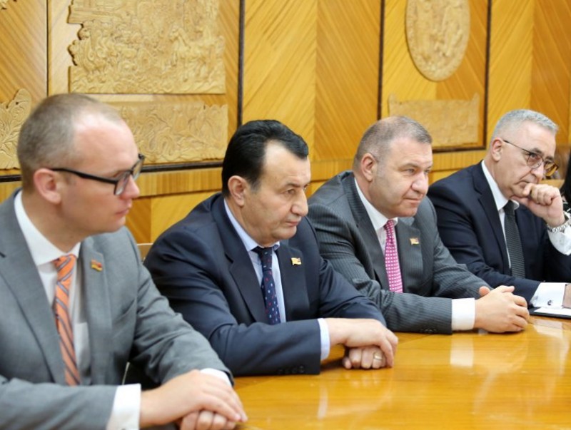 Бүгд Найрамдах Армени Улсын парламентын дэд даргатай уулзав