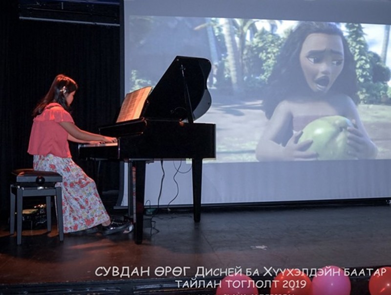 Өсвөрийн төгөлдөр хуурчдын "Дисней ба хүүхэлдэйн баатар" тайлан тоглолт болов