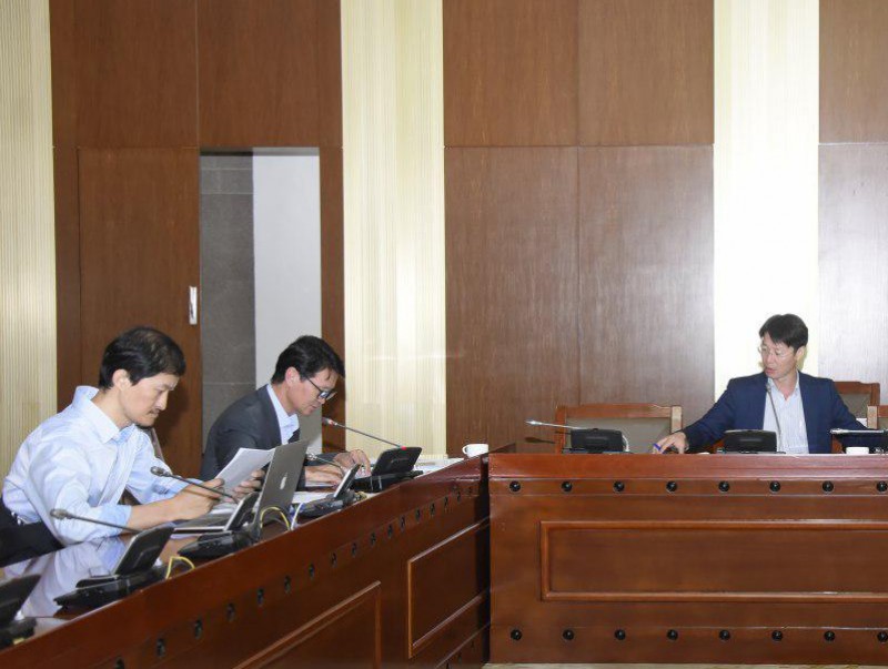 Парламентын ардчиллыг төлөвшүүлж, ард түмний засаглах эрхийг хангахтай холбоотой зүйл, заалт бүрийн талаарх саналыг тайлбарын хамт хүргүүлнэ