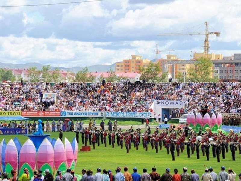 Долоодугаар сарын 11-нд жуулчдад зориулсан "Naadam night" болно