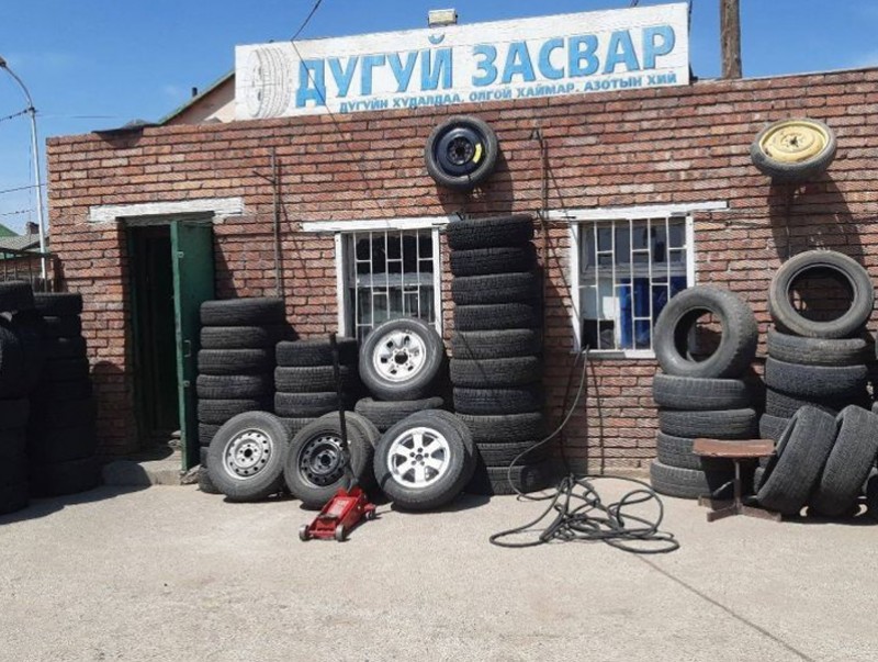 Авто үйлчилгээний болон дугуй засварын газруудад хяналт, шалгалт хийлээ