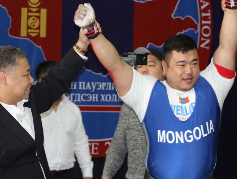 Э.Содномпилжээ дэлхийн рекорд тогтоолоо