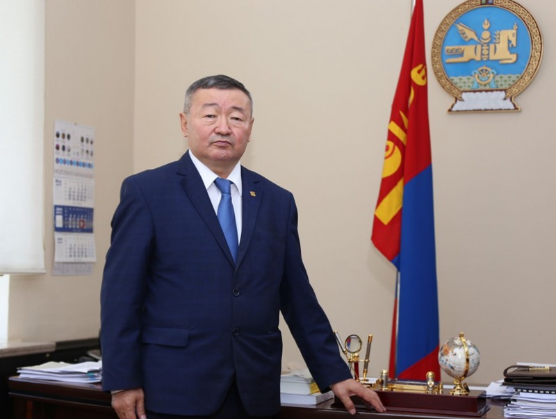 Барилга, хот байгуулалтын сайд мэндчилгээ дэвшүүллээ
