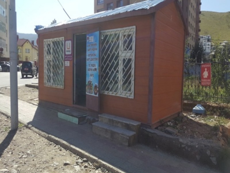 Сургуулийн орчимд худалдаалж буй хүнсний бүтээгдэхүүнд урьдчилан сэргийлэх шалгалт хийгдэж байна