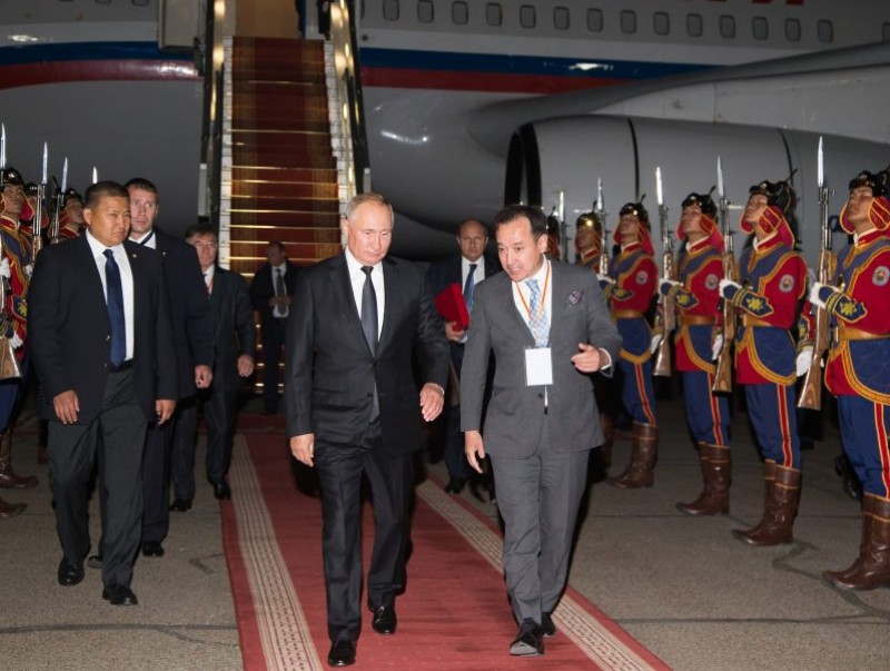 ОХУ-ын Ерөнхийлөгч В.В.Путин Улаанбаатарт хүрэлцэн ирлээ