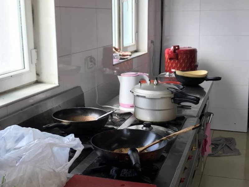Эрүүл ахуйн нөхцөл шаардлагыг хангаагүй зөрчилд арга хэмжээ авлаа