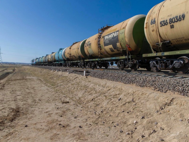 Газрын тос боловсруулах үйлдвэрийн барилга угсралтын ажил эхэллээ