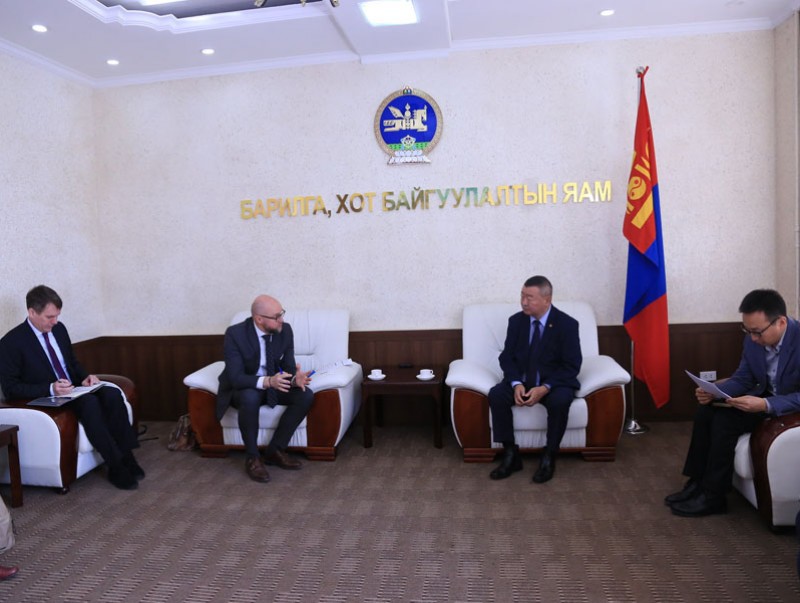 Азийн дэд бүтцийн хөрөнгө оруулалтын банкны Ерөнхийлөгчийн зөвлөхийг хүлээн авч уулзав