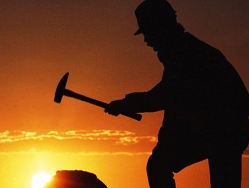 “Үндэсний геологийн алба байгуулах”-ыг Засгийн газар дэмжлээ
