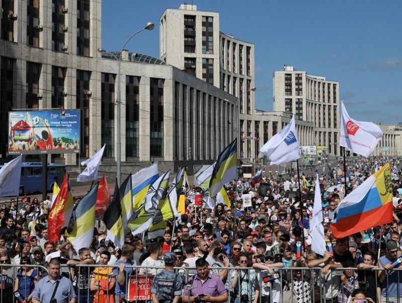 Москвад болсон жагсаалд 20 мянган хүн оролцжээ