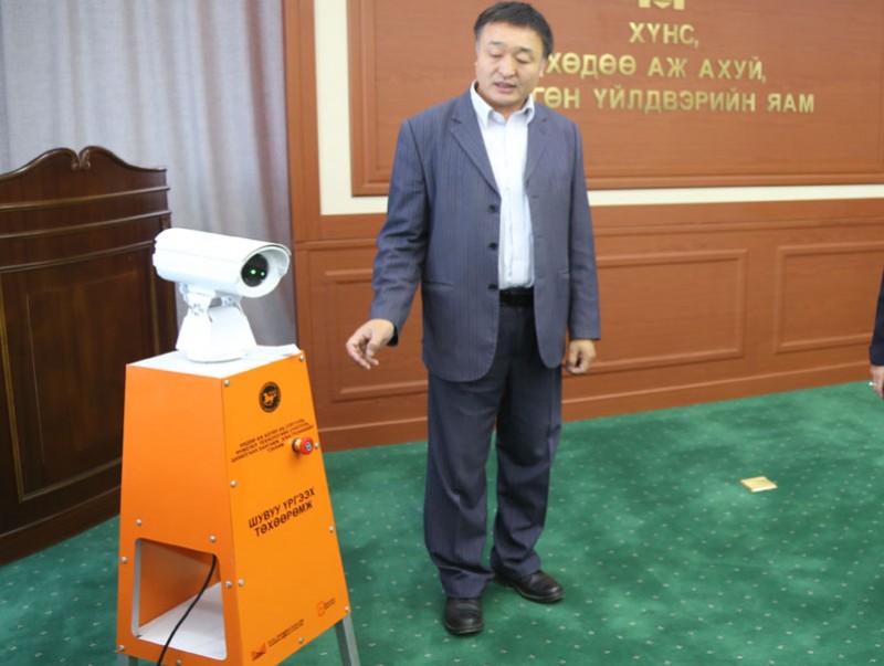 “Шувуу үргээх төхөөрөмж” бүтээжээ