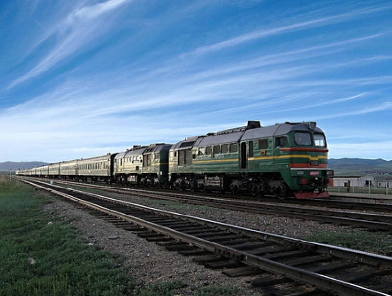 Төмөр замын тээврээр тээсэн ачаа 9.4 хувиар өслөө