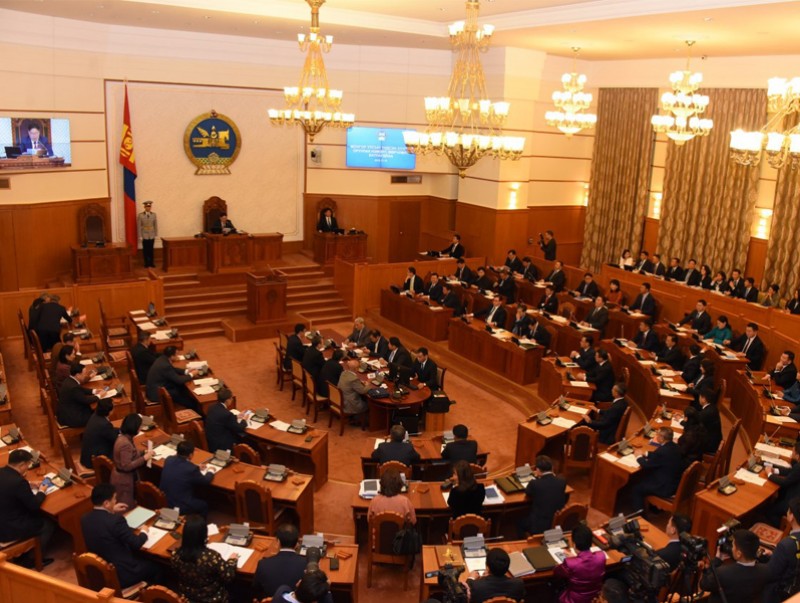 Монгол Улсын Үндсэн хуульд оруулах нэмэлт, өөрчлөлт батлагдлаа